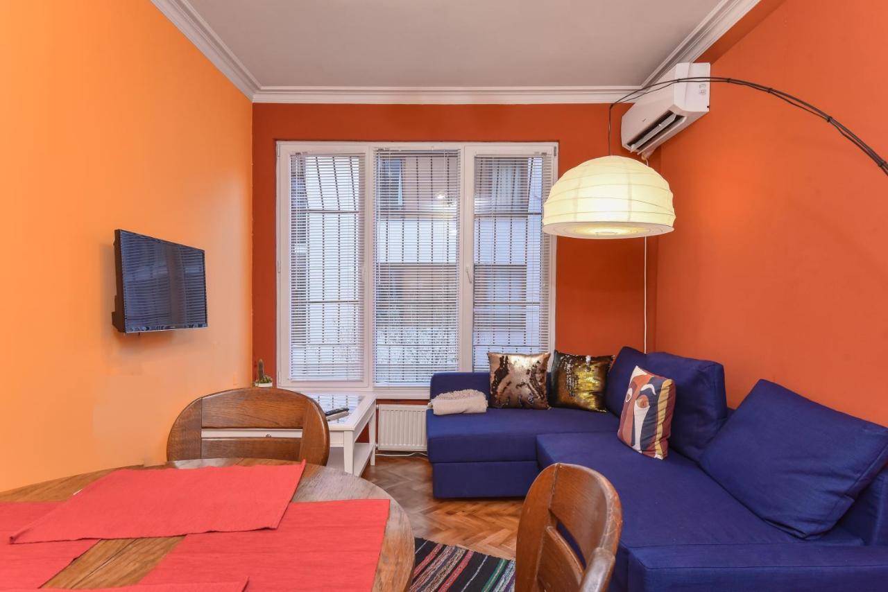 Vintage Spot - Colorful One-Bedroom Apartment By Flat Mаnager Sofia Bagian luar foto