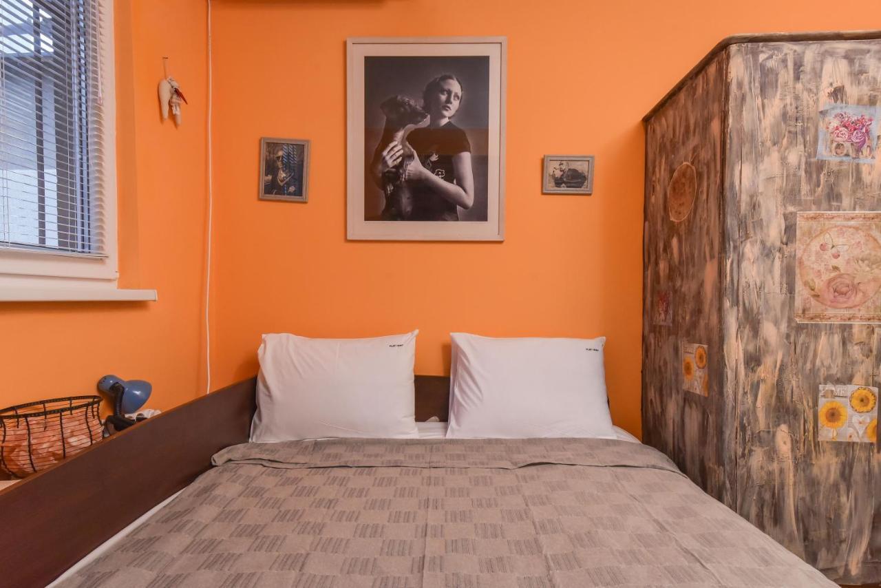 Vintage Spot - Colorful One-Bedroom Apartment By Flat Mаnager Sofia Bagian luar foto