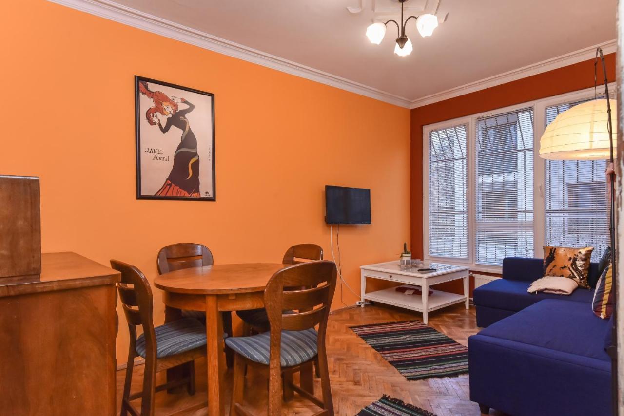 Vintage Spot - Colorful One-Bedroom Apartment By Flat Mаnager Sofia Bagian luar foto