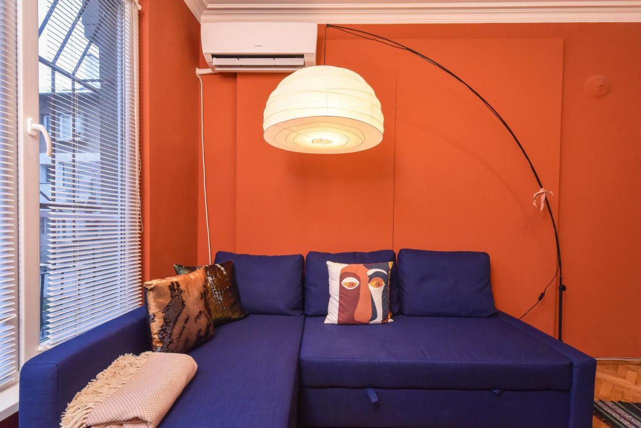 Vintage Spot - Colorful One-Bedroom Apartment By Flat Mаnager Sofia Bagian luar foto